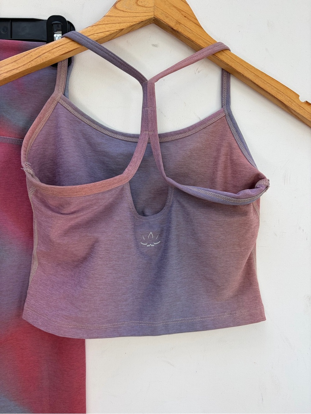 Beyond Yoga Ombré Set - Picture 4 of 8